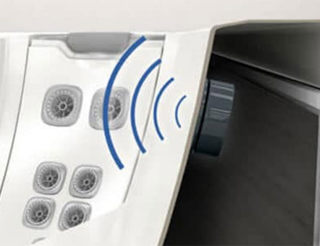 Integrierter In-spa Surround Sound